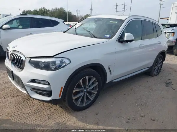 5UXTR7C51KLR47888 2019 BMW X3 - Image 2