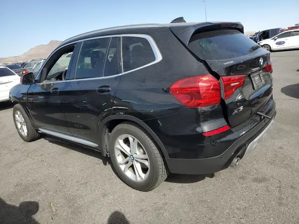 5UXTR7C51KLR49382 2019 BMW X3 - Image 2