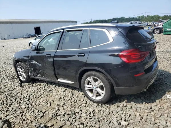 5UXTR7C51KLR49995 2019 BMW X3 - Image 2