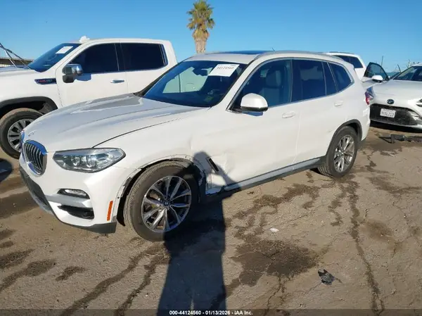 5UXTR7C51KLR50628 2019 BMW X3 - Image 2