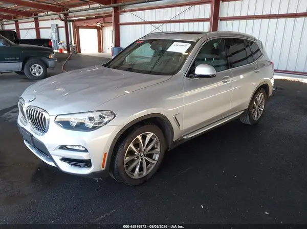 5UXTR7C51KLR51147 2019 BMW X3 - Image 2