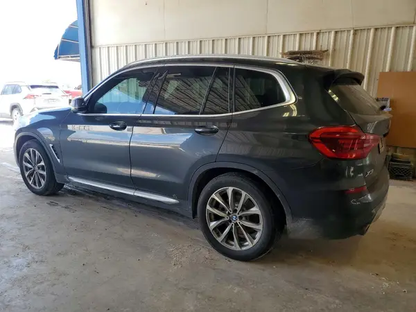 5UXTR7C52KLE93556 2019 BMW X3 - Image 2