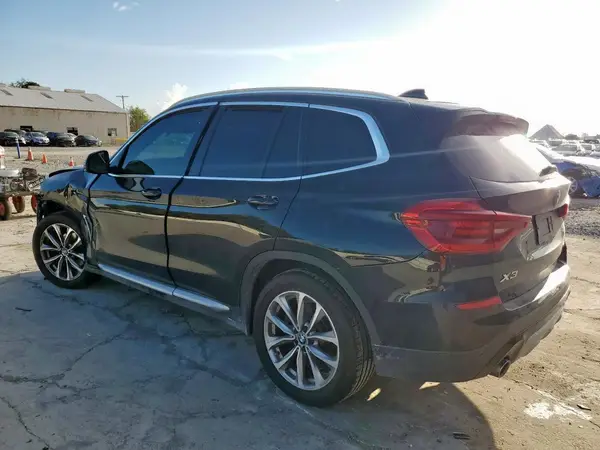 5UXTR7C52KLE94058 2019 BMW X3 - Image 2