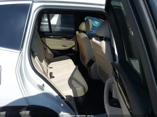 5UXTR7C52KLE96926 2019 BMW X3 - Image 8