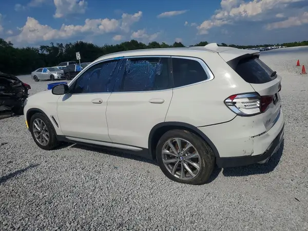 5UXTR7C52KLE97624 2019 BMW X3 - Image 2