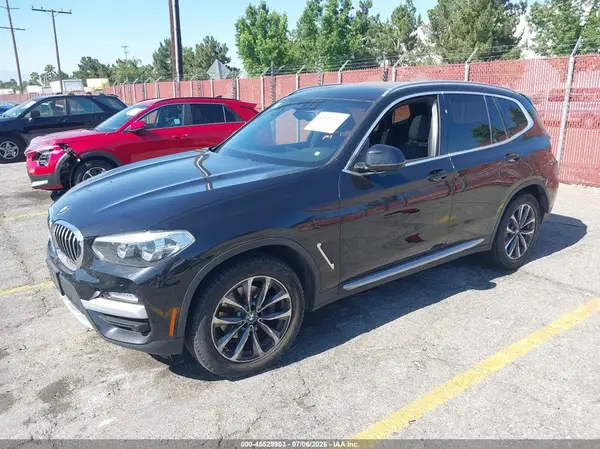 5UXTR7C52KLF24109 2019 BMW X3 - Image 2