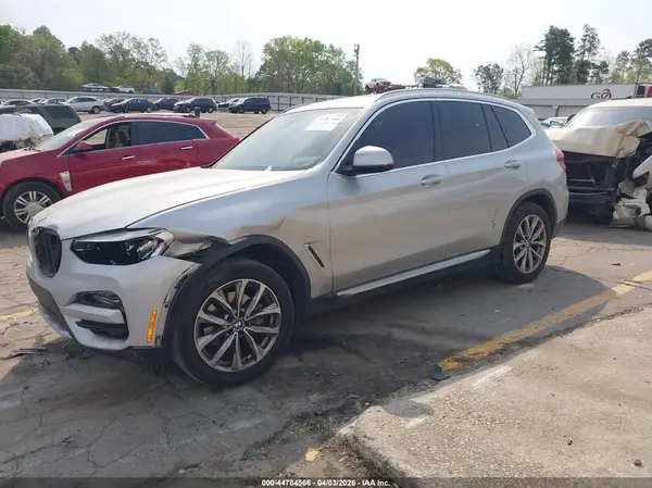 5UXTR7C52KLF24580 2019 BMW X3 - Image 2