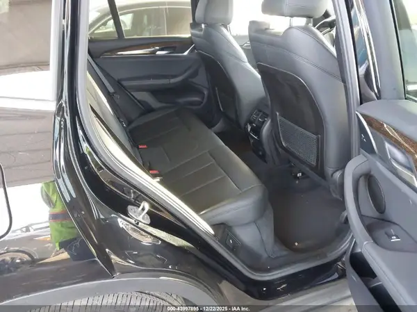 5UXTR7C52KLF29391 2019 BMW X3 - Image 8