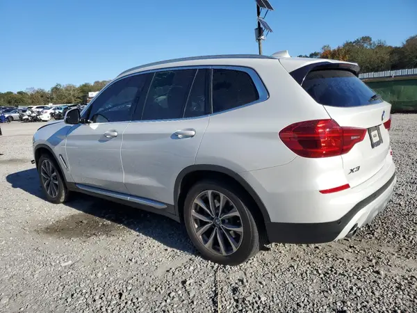 5UXTR7C52KLF30802 2019 BMW X3 - Image 2