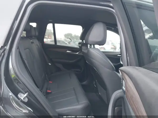 5UXTR7C52KLF31075 2019 BMW X3 - Image 8