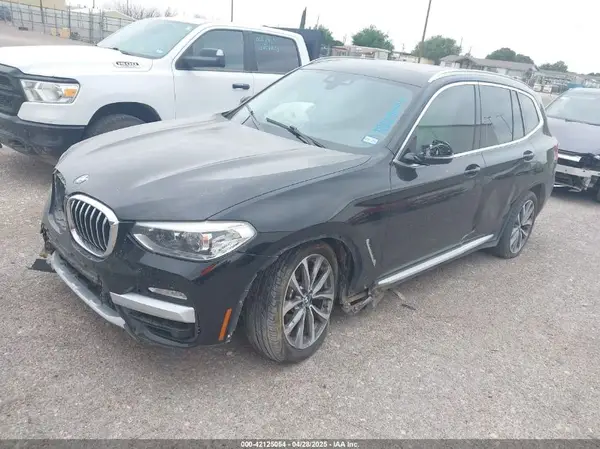 5UXTR7C52KLF31478 2019 BMW X3 - Image 2