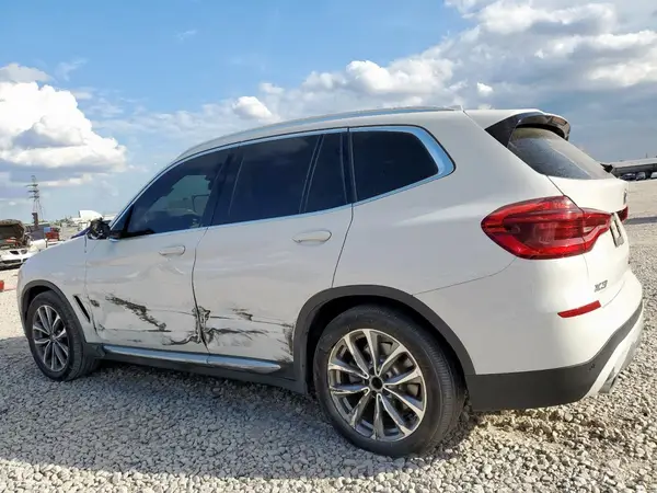 5UXTR7C52KLF31657 2019 BMW X3 - Image 2