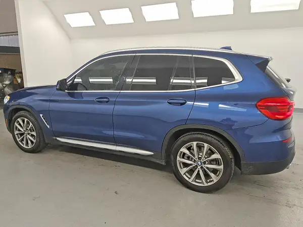 5UXTR7C52KLF34056 2019 BMW X3 - Image 2