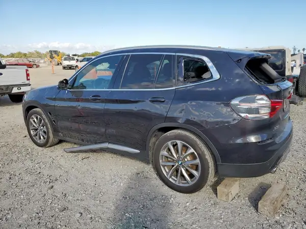 5UXTR7C52KLF36700 2019 BMW X3 - Image 2