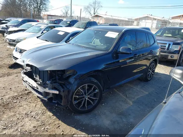 5UXTR7C52KLF37023 2019 BMW X3 - Image 2