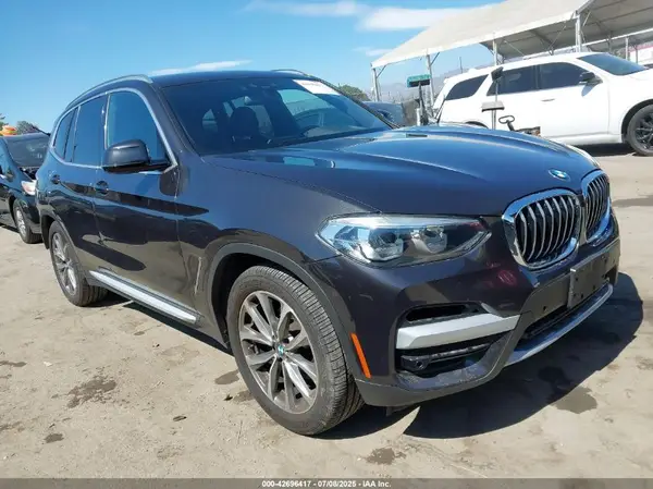 5UXTR7C52KLF37524 2019 BMW X3 - Image 1