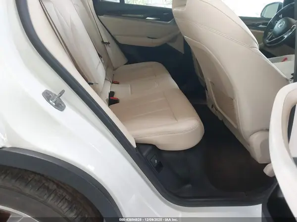 5UXTR7C52KLR38553 2019 BMW X3 - Image 8