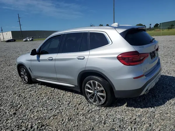 5UXTR7C52KLR38715 2019 BMW X3 - Image 2