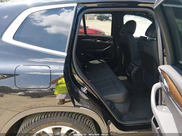 5UXTR7C52KLR44661 2019 BMW X3 - Image 8