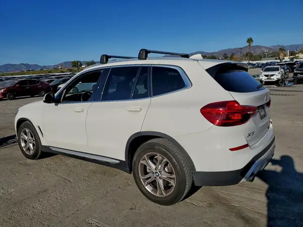 5UXTR7C52KLR45678 2019 BMW X3 - Image 2