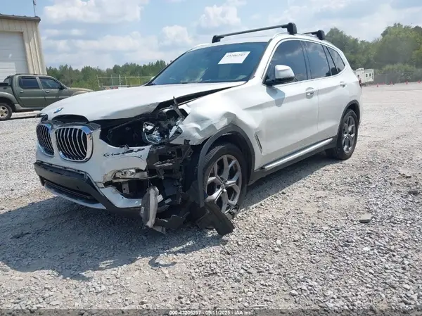 5UXTR7C52KLR46491 2019 BMW X3 - Image 2