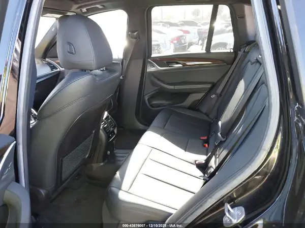 5UXTR7C52KLR50394 2019 BMW X3 - Image 8