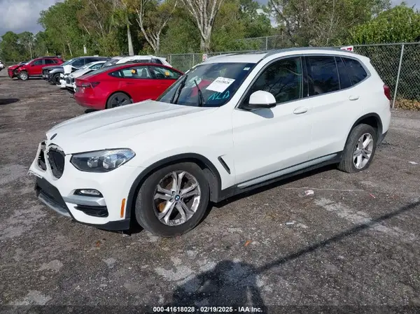 5UXTR7C52KLR50511 2019 BMW X3 - Image 2
