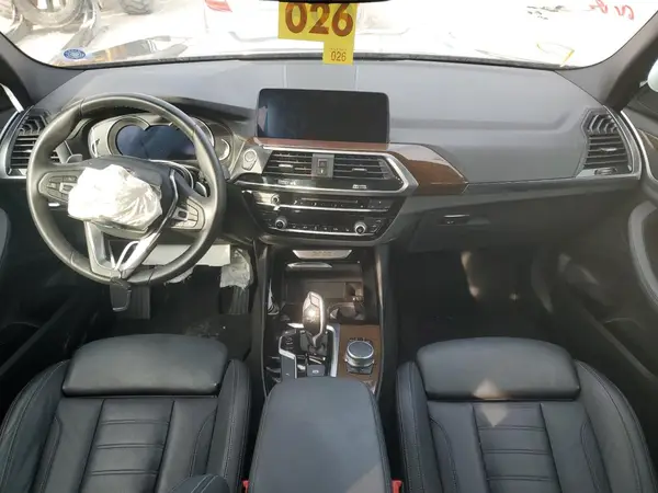 5UXTR7C52KLR50556 2019 BMW X3 - Image 8