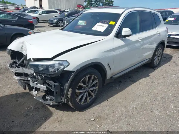 5UXTR7C53KLE96093 2019 BMW X3 - Image 2