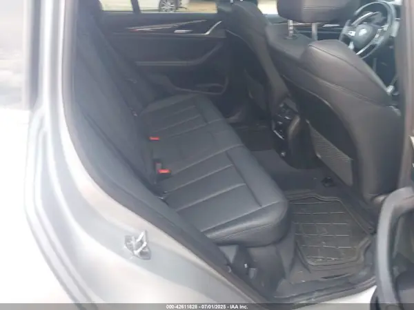 5UXTR7C53KLE97566 2019 BMW X3 - Image 8