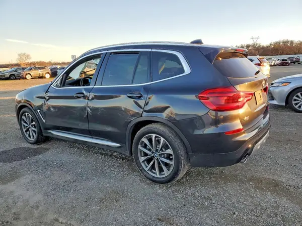 5UXTR7C53KLF24085 2019 BMW X3 - Image 2