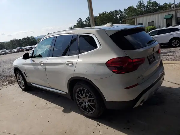 5UXTR7C53KLF25057 2019 BMW X3 - Image 2