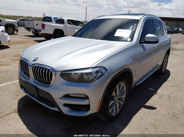 5UXTR7C53KLF27472 2019 BMW X3 - Image 2
