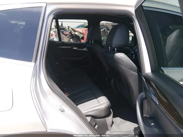 5UXTR7C53KLF27472 2019 BMW X3 - Image 8