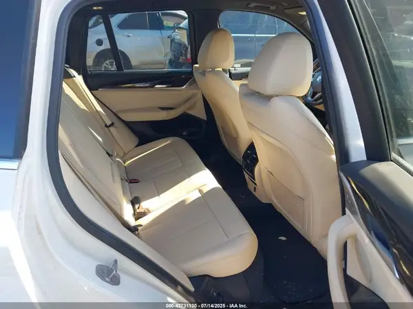 5UXTR7C53KLF28640 2019 BMW X3 - Image 8