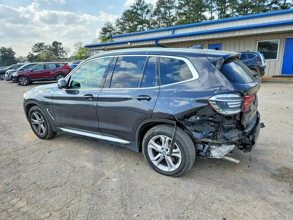 5UXTR7C53KLF31635 2019 BMW X3 - Image 2