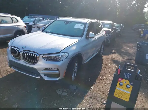 5UXTR7C53KLF32641 2019 BMW X3 - Image 2