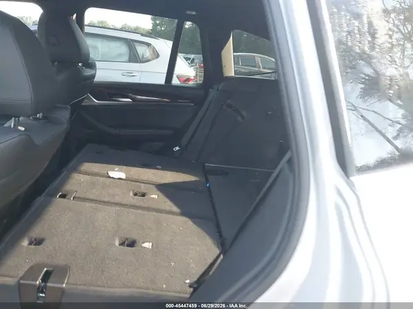 5UXTR7C53KLF32641 2019 BMW X3 - Image 8