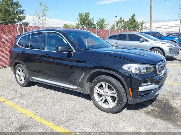 5UXTR7C53KLF32882 2019 BMW X3 - Image 1