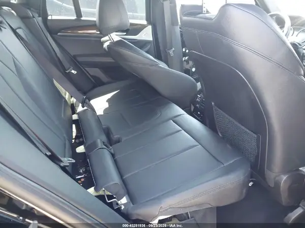 5UXTR7C53KLR46287 2019 BMW X3 - Image 8
