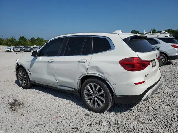 5UXTR7C53KLR46628 2019 BMW X3 - Image 2