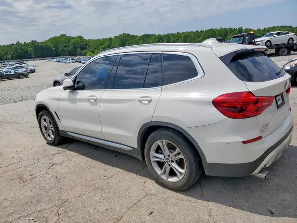 5UXTR7C53KLR47617 2019 BMW X3 - Image 2