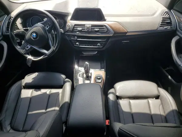 5UXTR7C53KLR47617 2019 BMW X3 - Image 8
