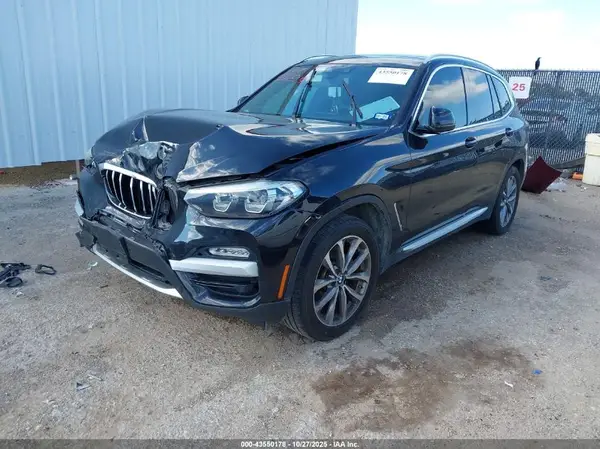 5UXTR7C54KLE93980 2019 BMW X3 - Image 2