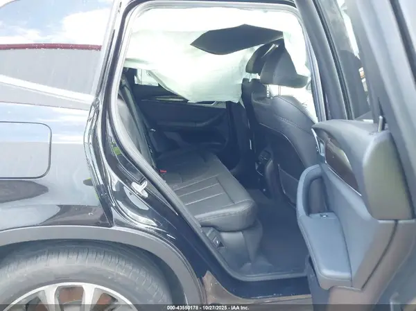 5UXTR7C54KLE93980 2019 BMW X3 - Image 8