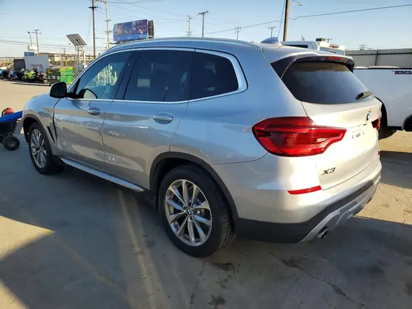 5UXTR7C54KLE94319 2019 BMW X3 - Image 2