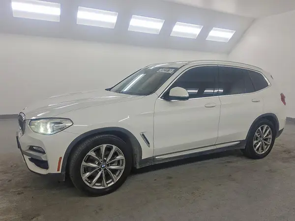 5UXTR7C54KLE94658 2019 BMW X3 - Image 1
