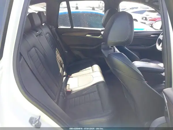 5UXTR7C54KLF24502 2019 BMW X3 - Image 8