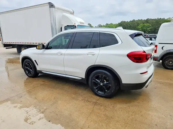 5UXTR7C54KLF25102 2019 BMW X3 - Image 2
