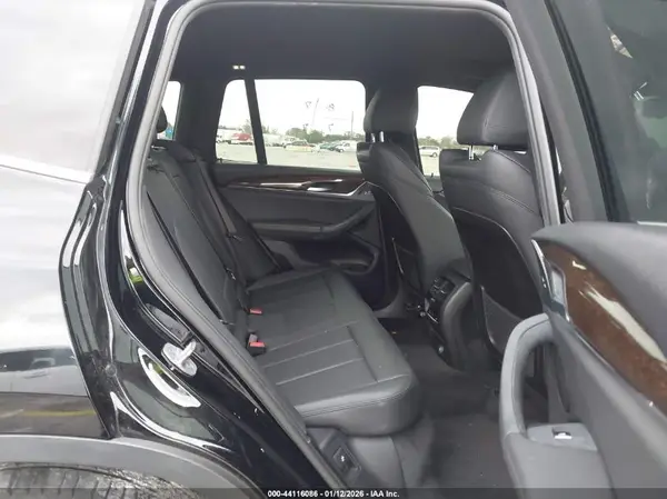 5UXTR7C54KLF26850 2019 BMW X3 - Image 8